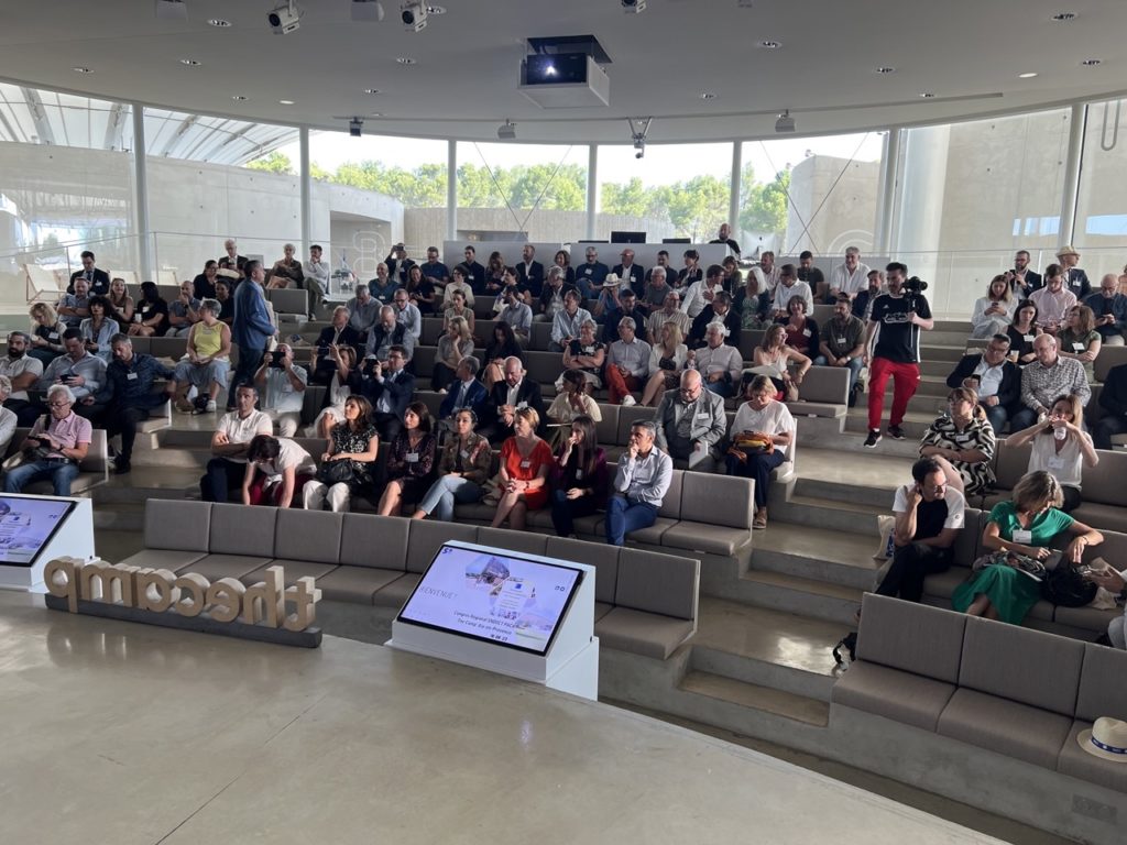 Présentation de l'esport The Camp
