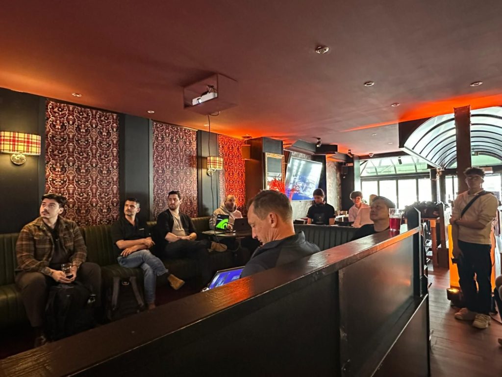 Soirée B2B dans l'événement privé gaming Aorus